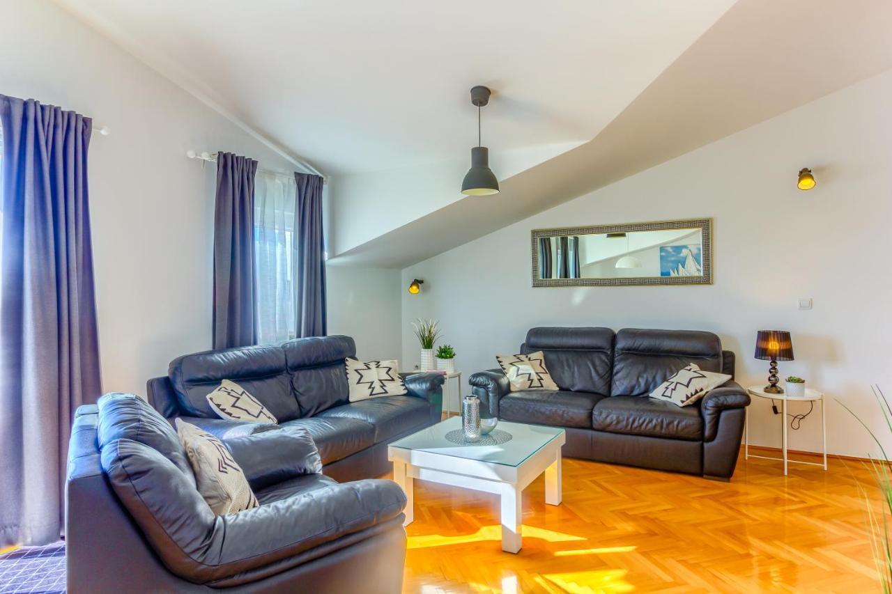 Omis Wind Rose Apartment Luaran gambar