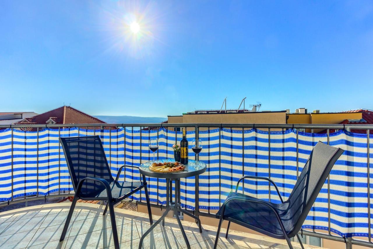 Omis Wind Rose Apartment Luaran gambar