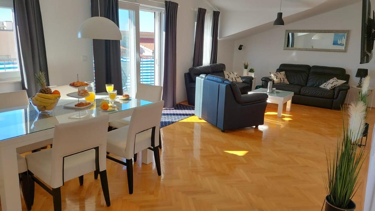 Omis Wind Rose Apartment Luaran gambar