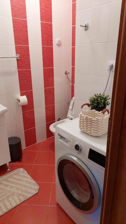 Omis Wind Rose Apartment Luaran gambar