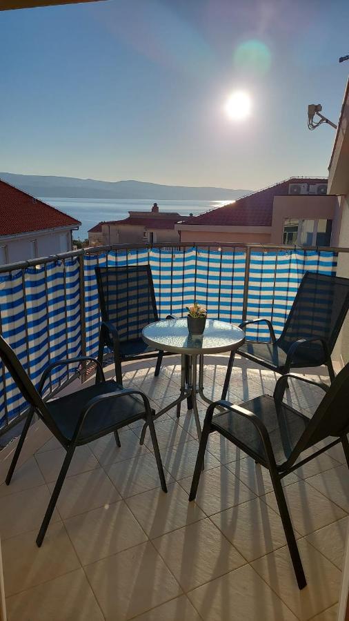 Omis Wind Rose Apartment Luaran gambar