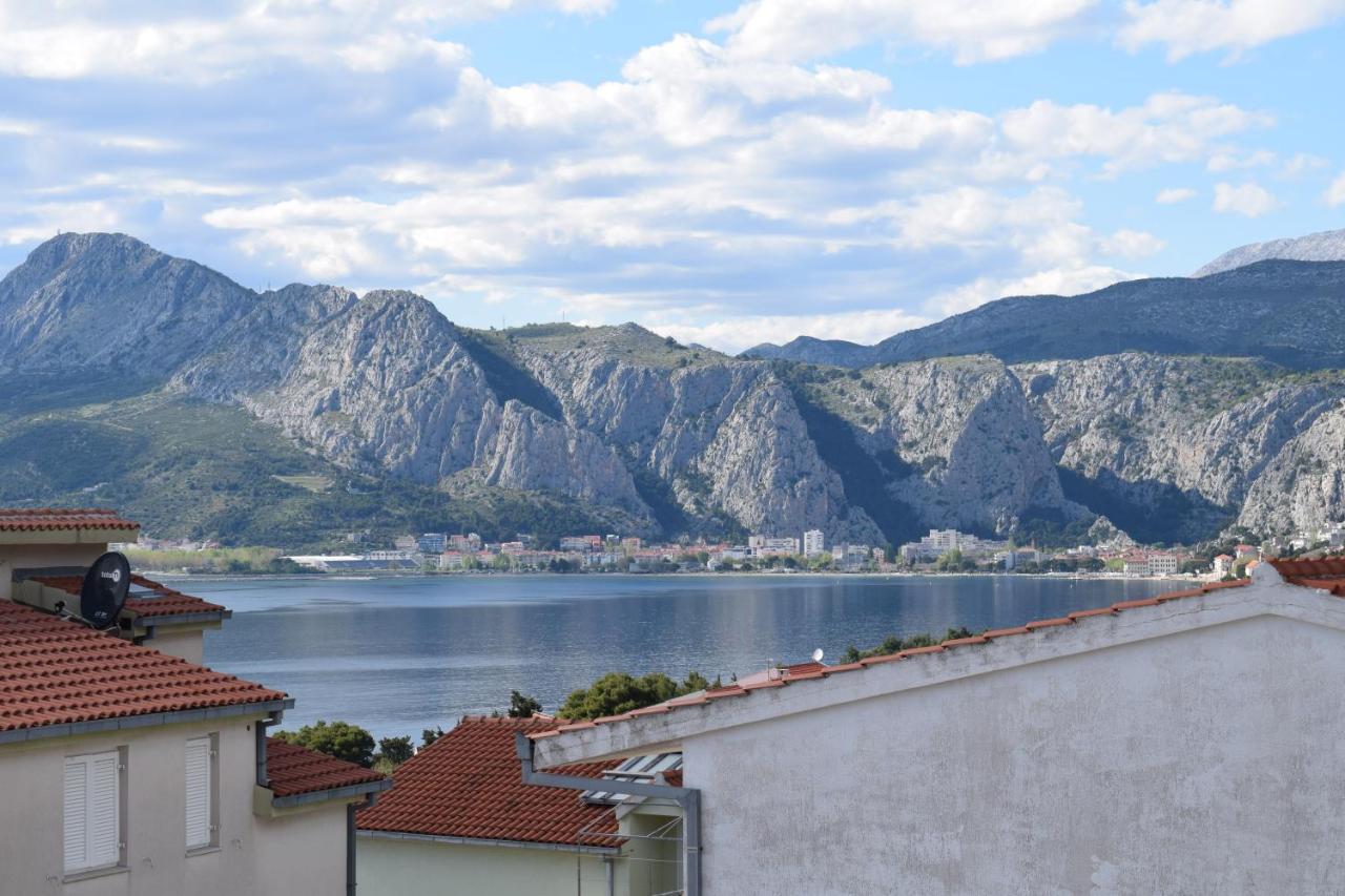 Omis Wind Rose Apartment Luaran gambar